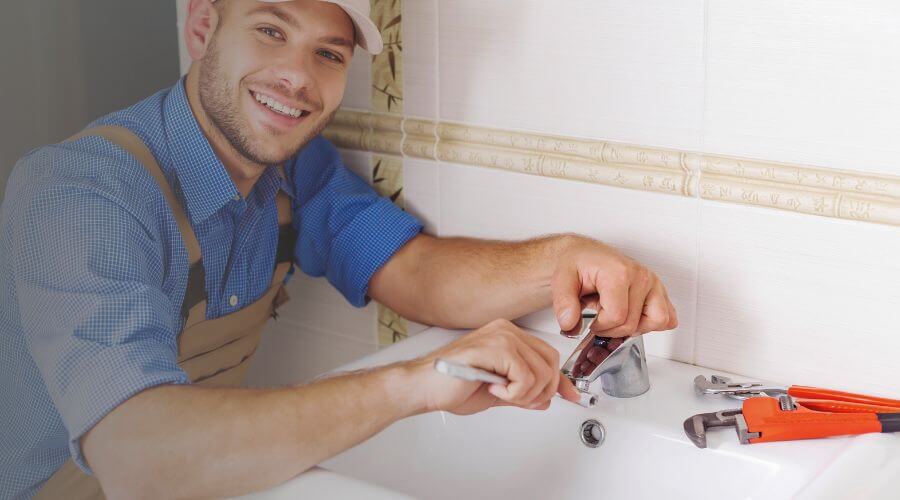 Handle or spout repair in Grand River, IA